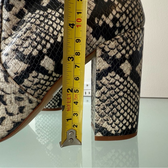 ALDO Snakeskin heeled ankle Booties - Women size 10 US - Picture 9 of 13
